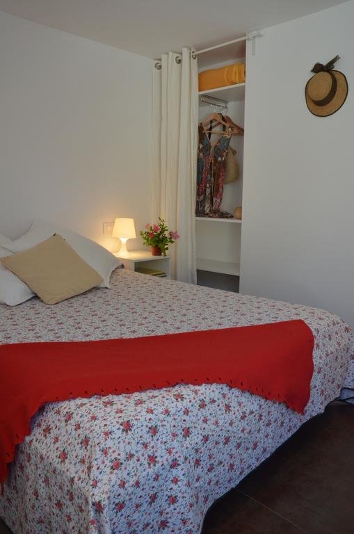 Apartment Rovellada Platja Colera Ruang foto